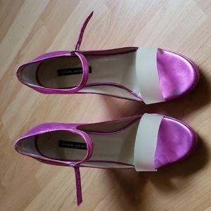 Danièle ancarani metallic purple open toe heels 37 7 Mary Jane's sheer front